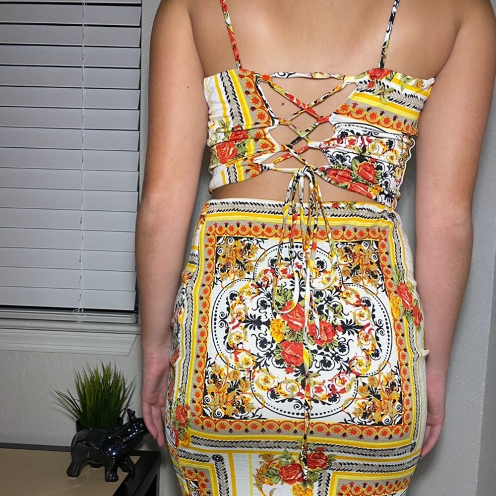 Matching Set - Picture 3 of 3